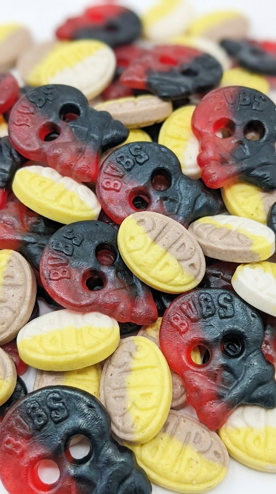 1KG BUBS Swedish Candy raspberry salty liquorice skulls